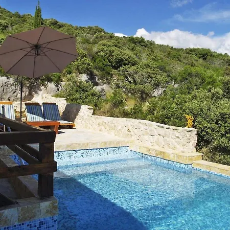 Holiday home Robinson House Blue Stone With Swimming Pool *