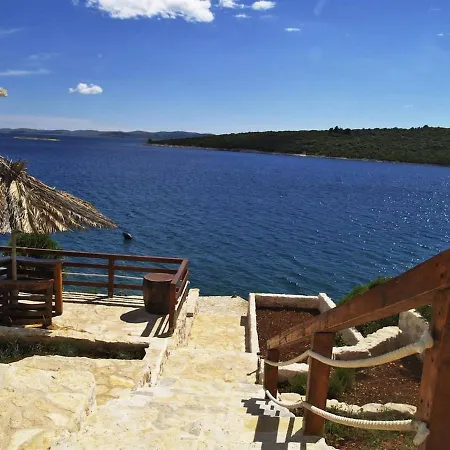 Robinson House Blue Stone With Swimming Pool * Tkon